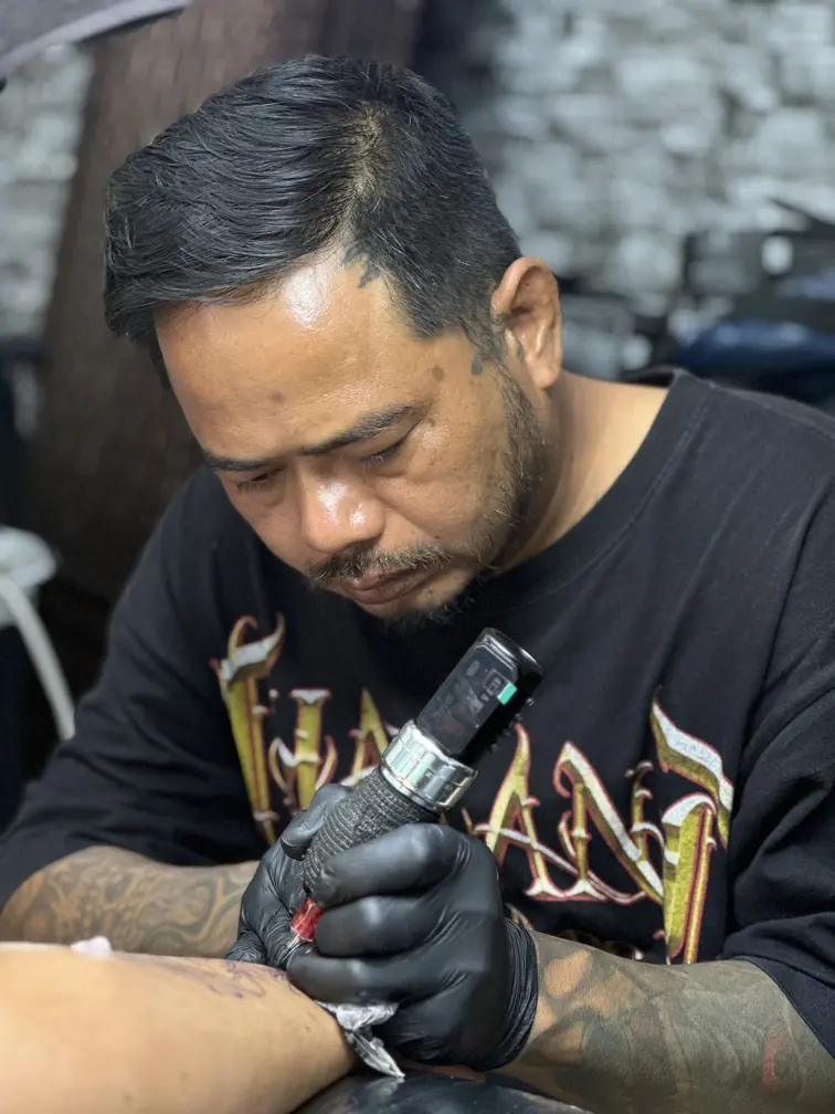 Artist Oo